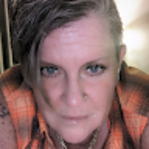 Meet your Posher, Angi